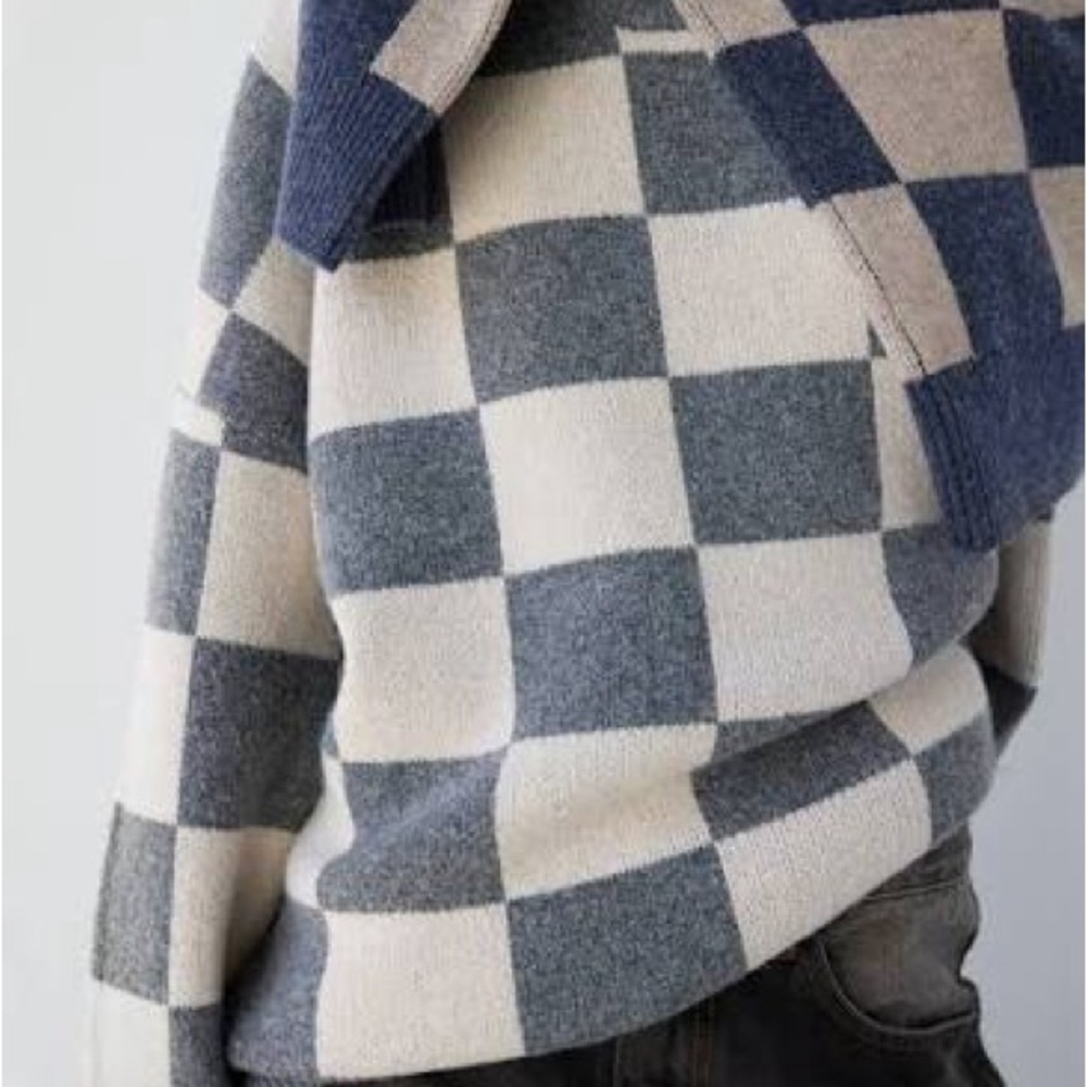 OAK + FORT Checkered Black and Cream Crewneck Sweater